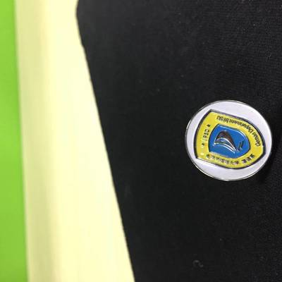 金鑲玉紀(jì)念章與金銀紀(jì)念幣定制 企業(yè)形象策劃的藝術(shù)與匠心